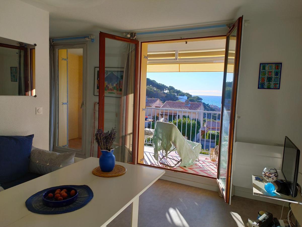 Appartement Avec Terrasse Vue Mer, Proximite Plage, Place Parking Sanary-sur-Mer Exterior photo