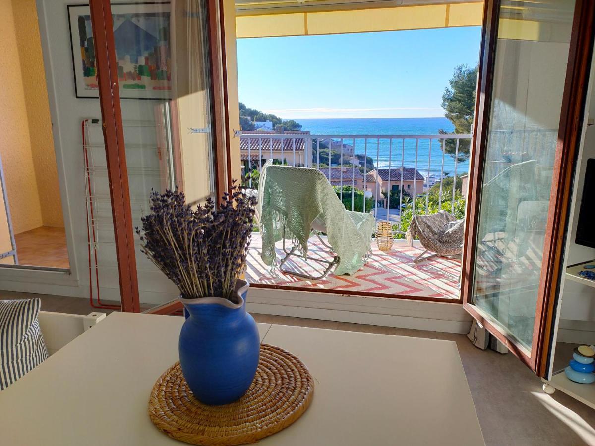 Appartement Avec Terrasse Vue Mer, Proximite Plage, Place Parking Sanary-sur-Mer Exterior photo