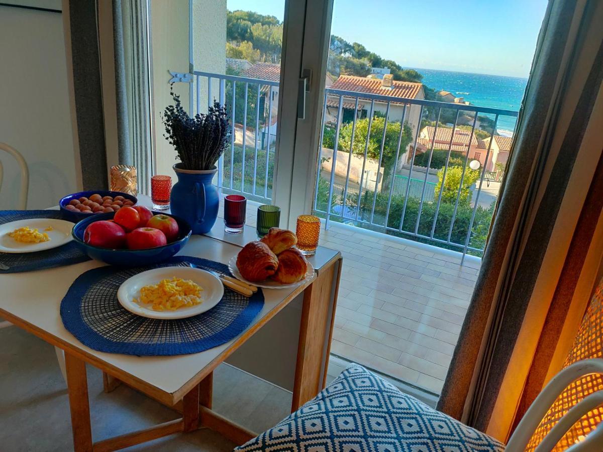 Appartement Avec Terrasse Vue Mer, Proximite Plage, Place Parking Sanary-sur-Mer Exterior photo