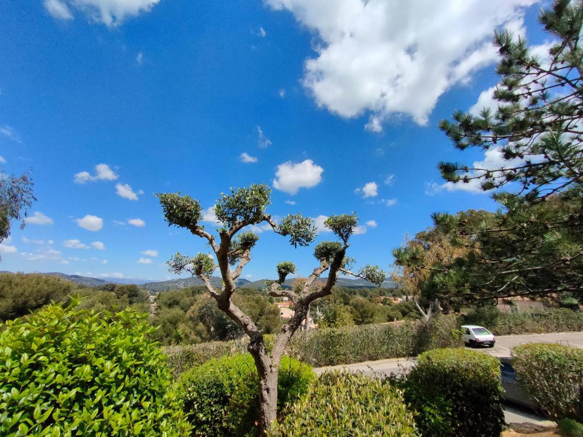 Appartement Avec Terrasse Vue Mer, Proximite Plage, Place Parking Sanary-sur-Mer Exterior photo