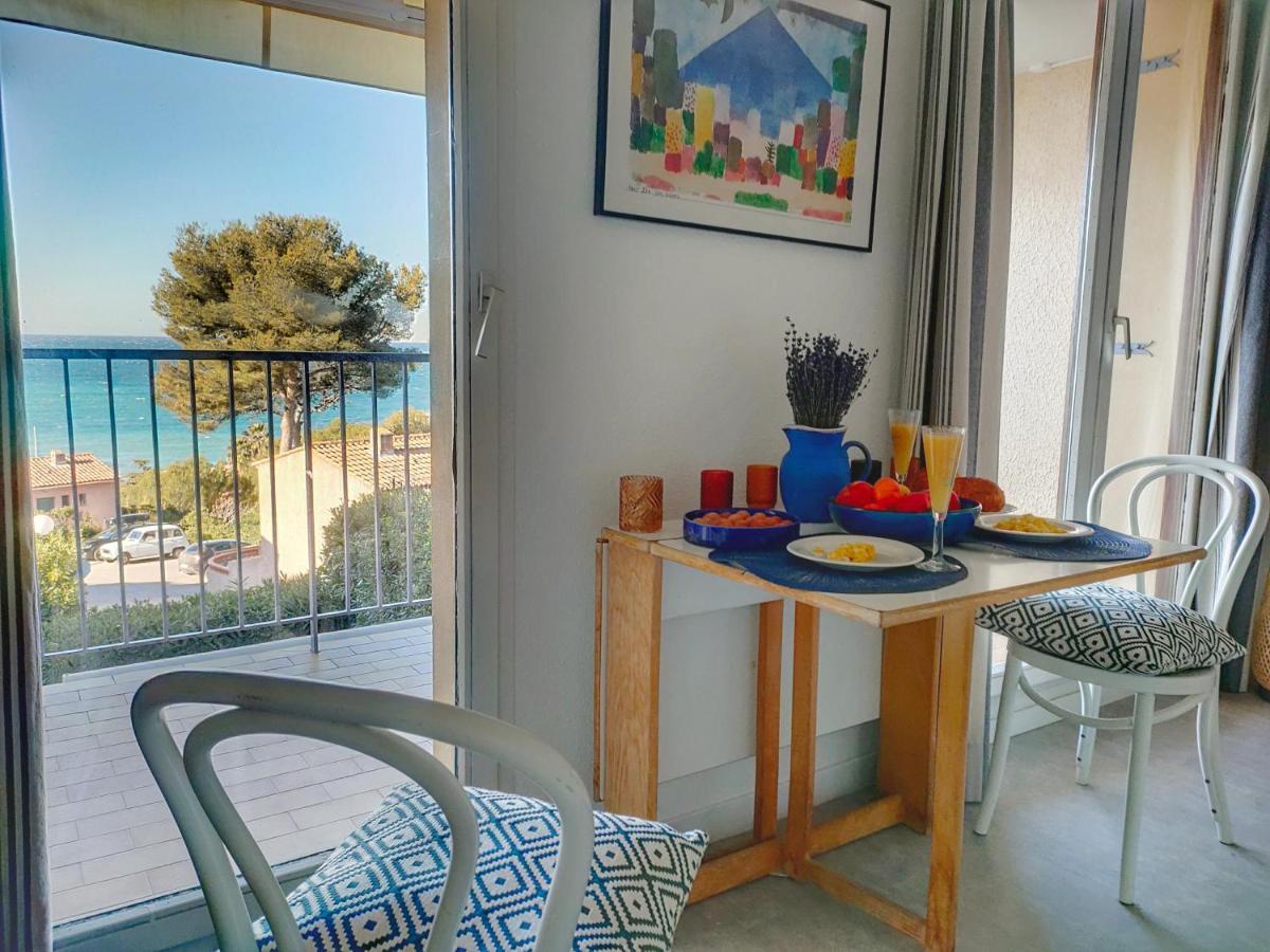 Appartement Avec Terrasse Vue Mer, Proximite Plage, Place Parking Sanary-sur-Mer Exterior photo